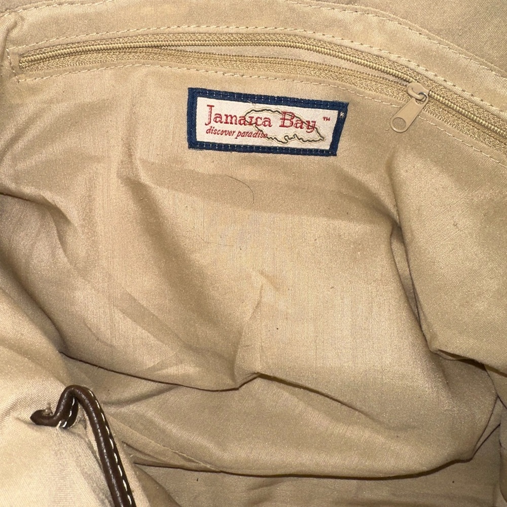 Olive Green Satchel with Dual Front Pockets - Picture 5 of 5